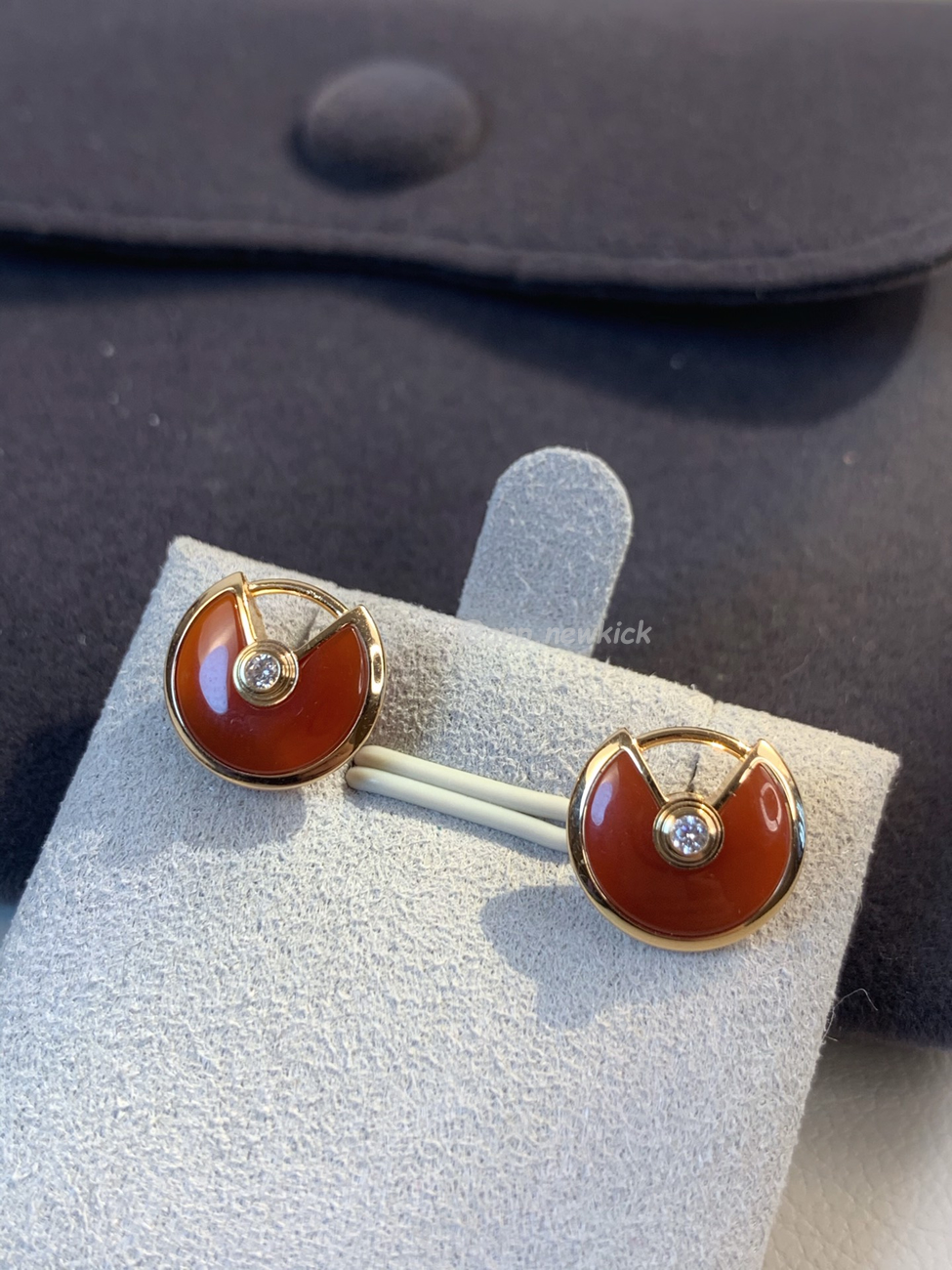 Cartier Nail With Diamond Tips Earrings (2) - www.newkick.vip